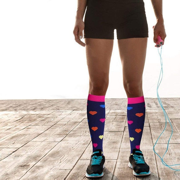 5 Pairs Knee High Graduated Compression Socks - Picture 5 of 7